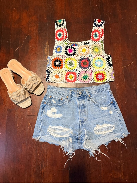 SHEIN Tops - Multicolor Crochet Floral Square Crop Top